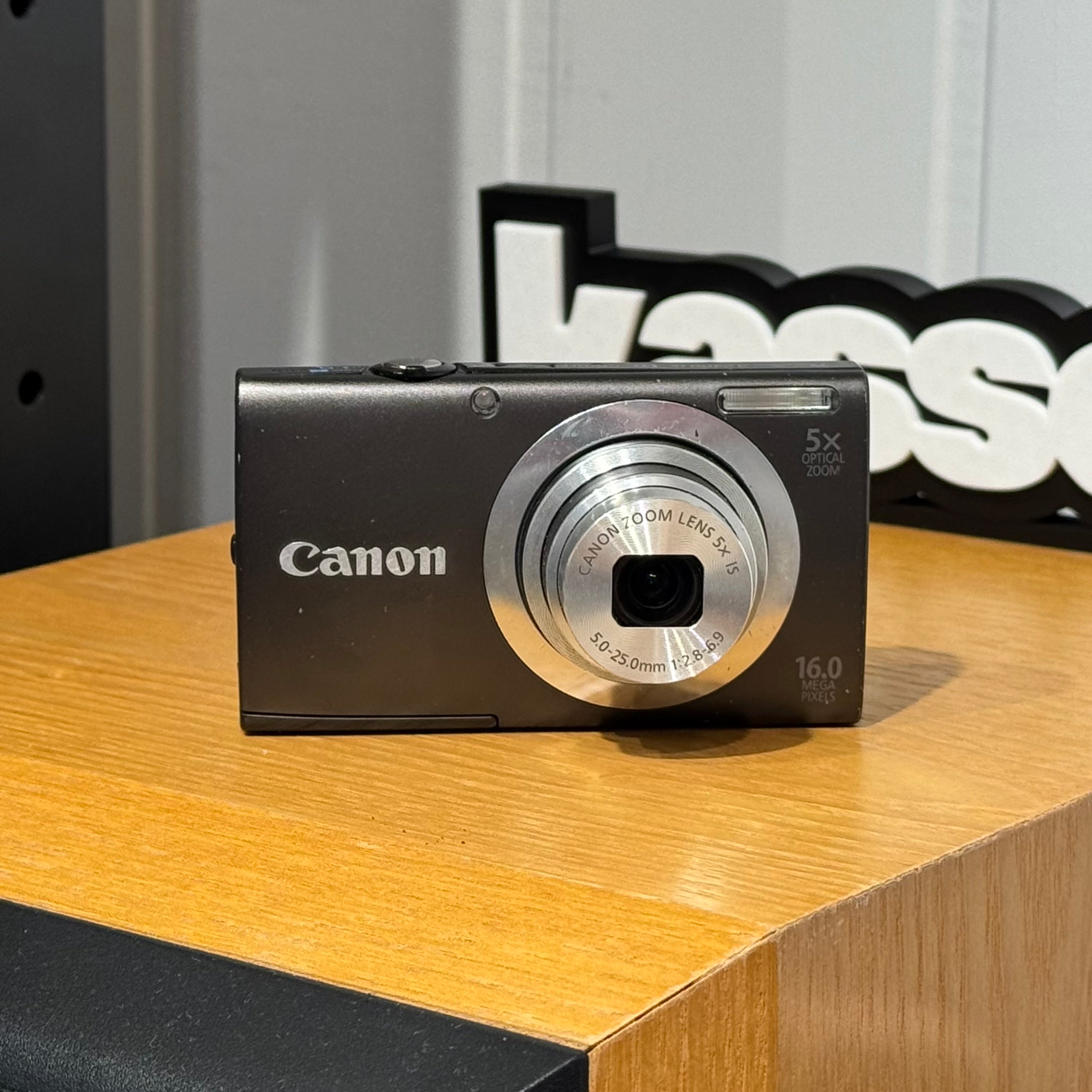 Canon Powershot 2400 IS, 16MP