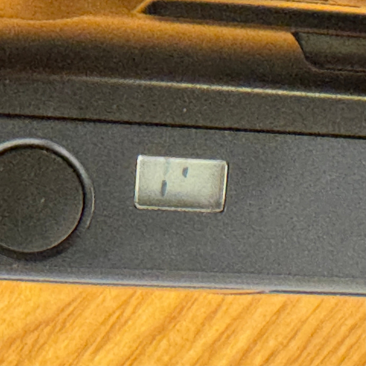 KONICA K-mini, sort