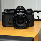 Nikon EM med Nikon Series E 50mm f/1.8
