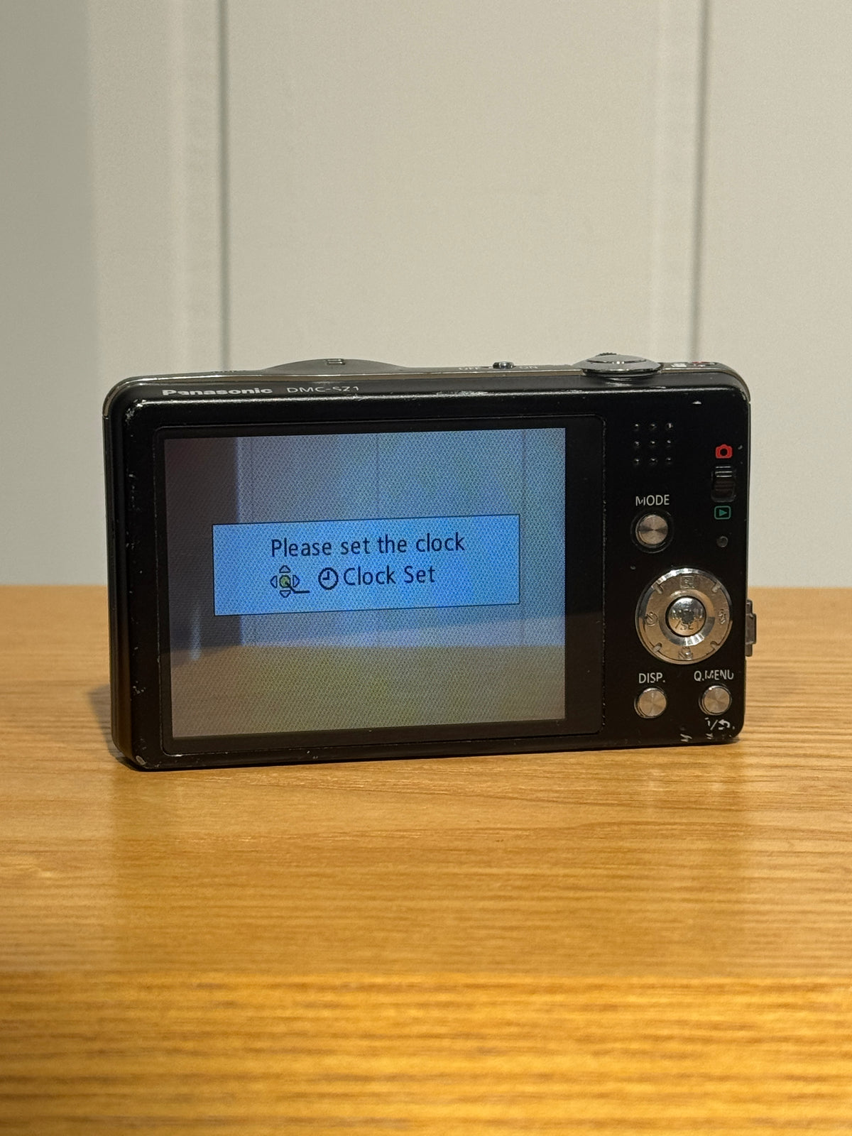 Panasonic Lumix DMC-SZ1