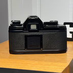 Nikon EM med Nikon Series E 50mm f/1.8