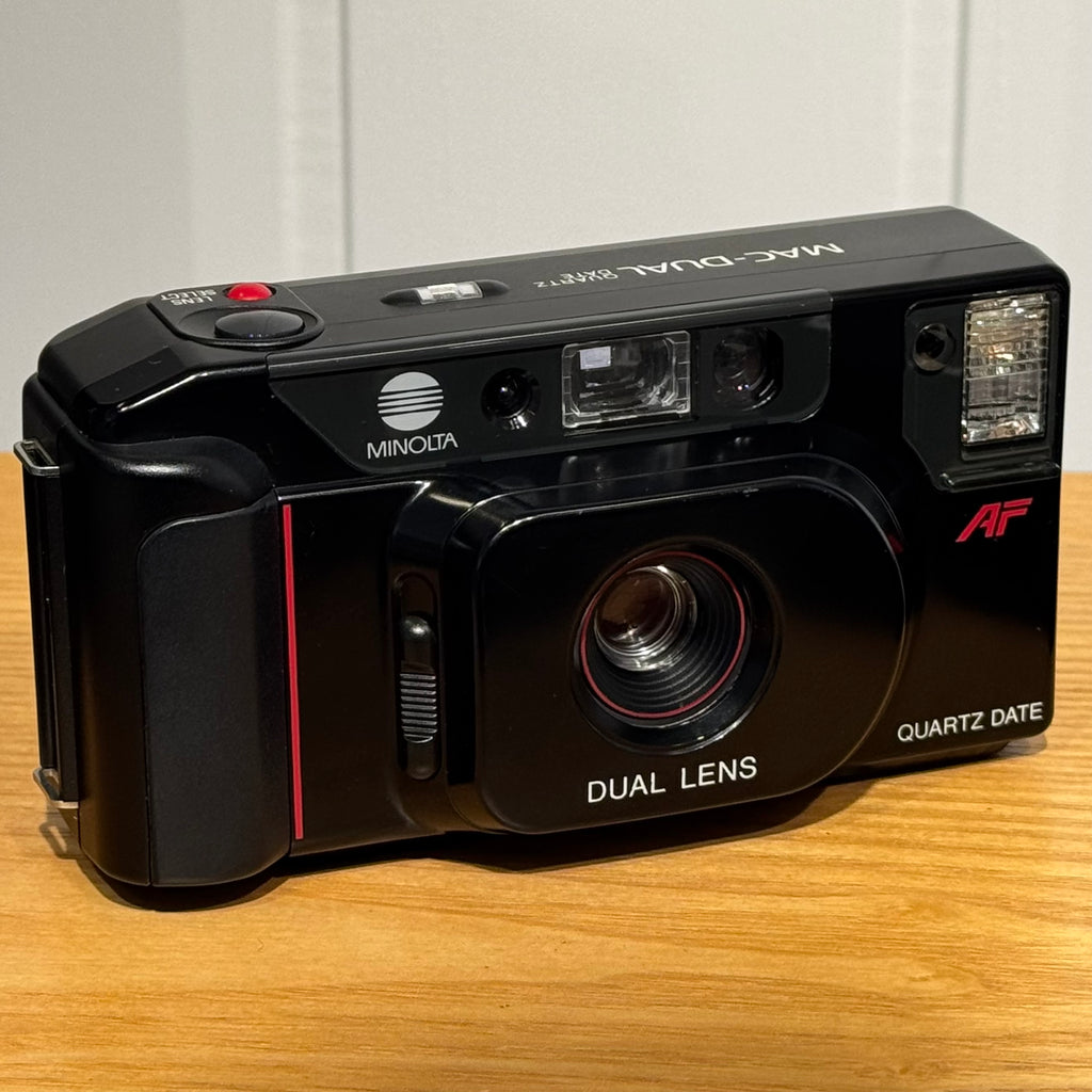 Minolta Mac-Dual Quartz Date