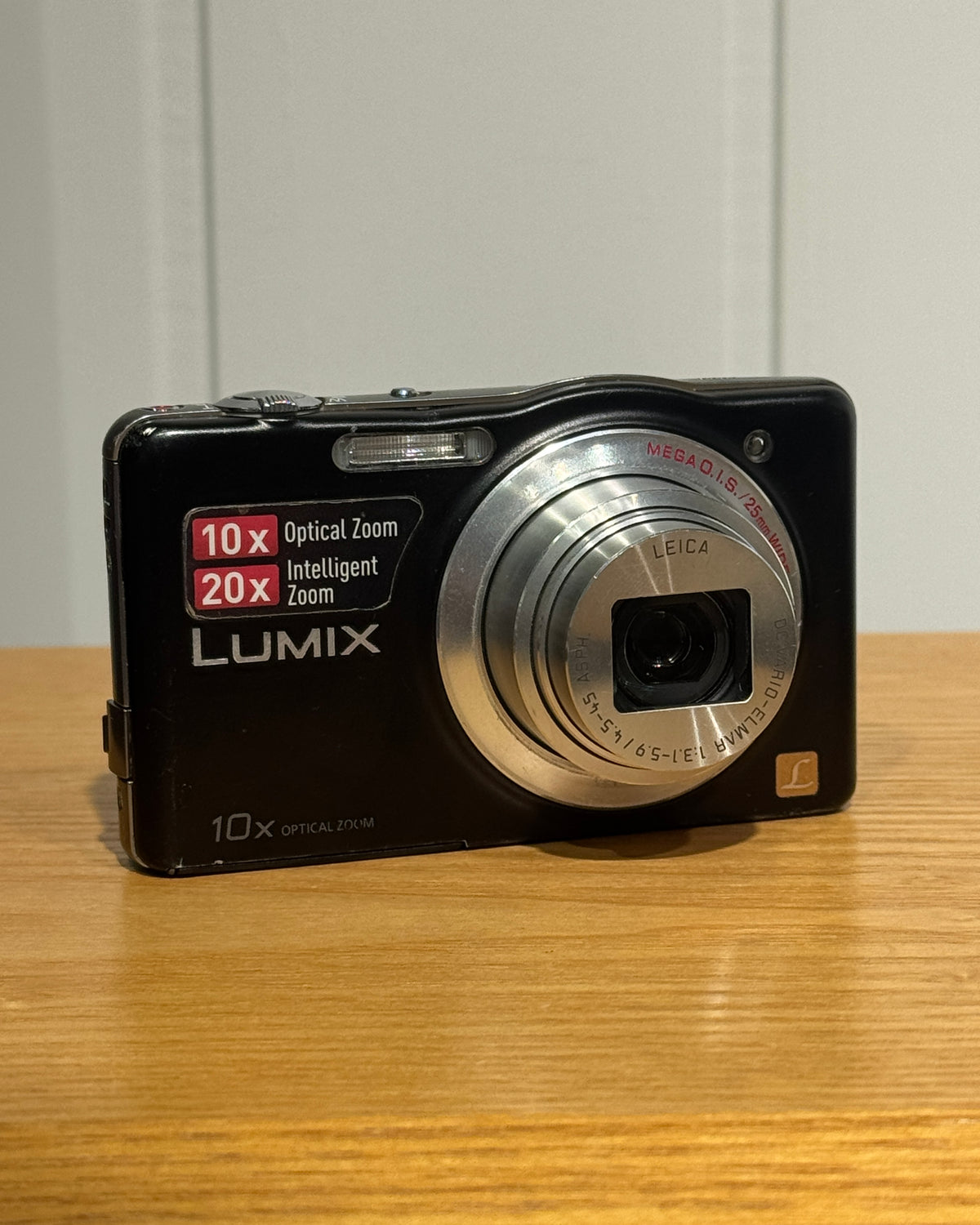 Panasonic Lumix DMC-SZ1