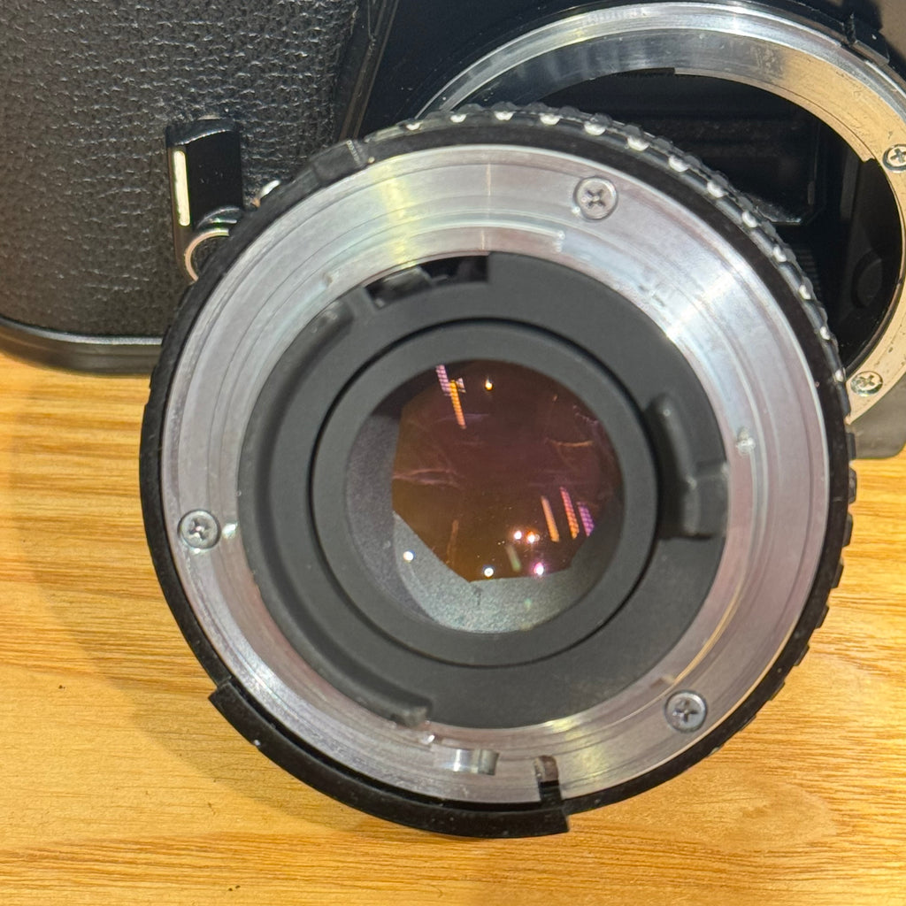 Nikon EM med Nikon Series E 50mm f/1.8