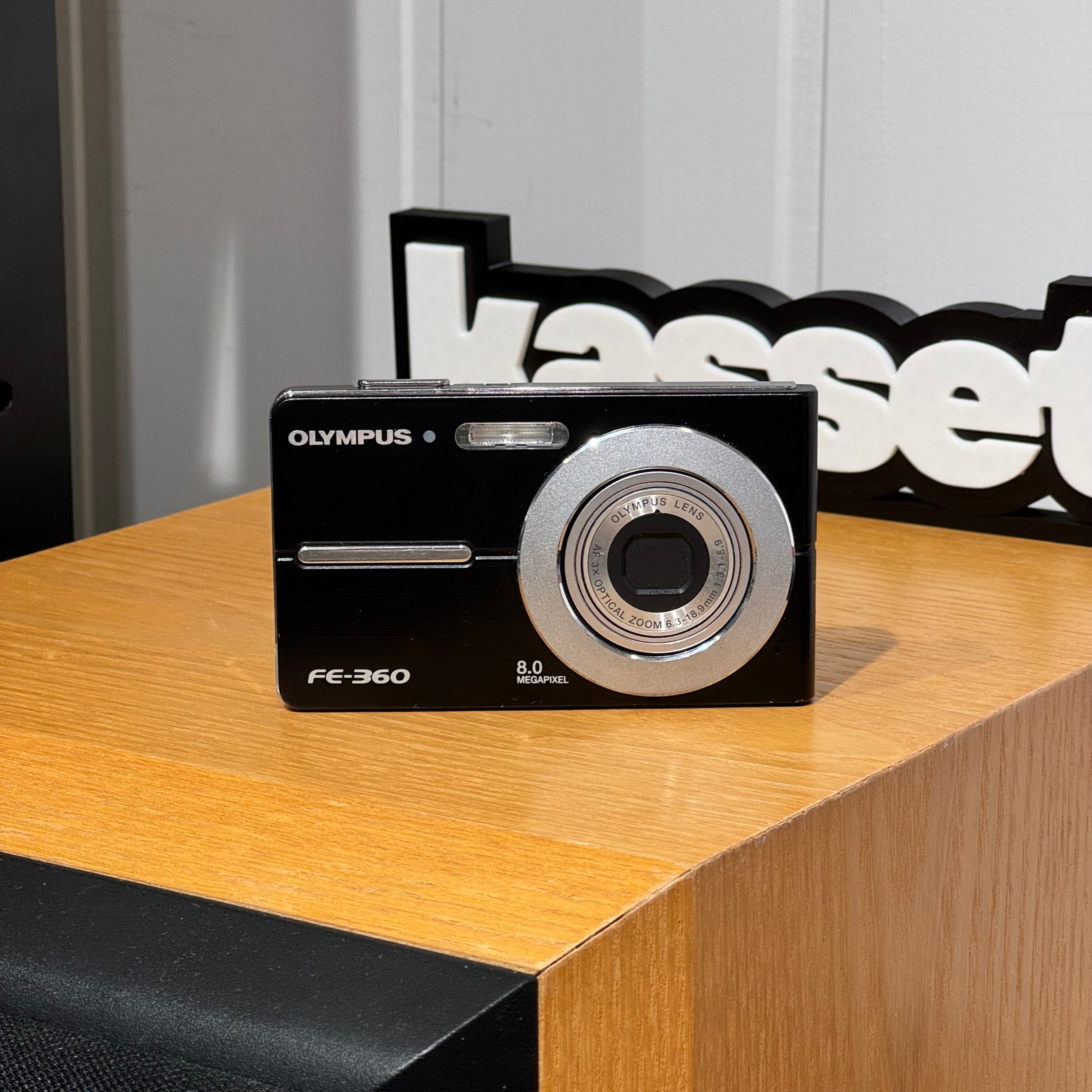 Olympus FE-360, 8MP